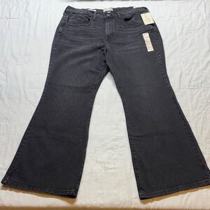 Women's 90s Curvy-Fit High-Rise Flare Jeans in Black Wash 14S NWT